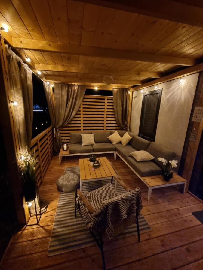Mobilehome Elena Premium With Pool, Istria Banjole Exterior photo
