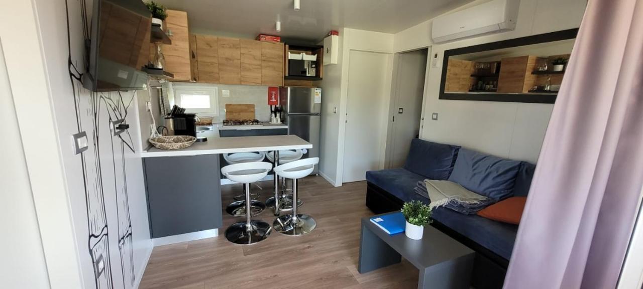 Mobilehome Elena Premium With Pool, Istria Banjole Exterior photo